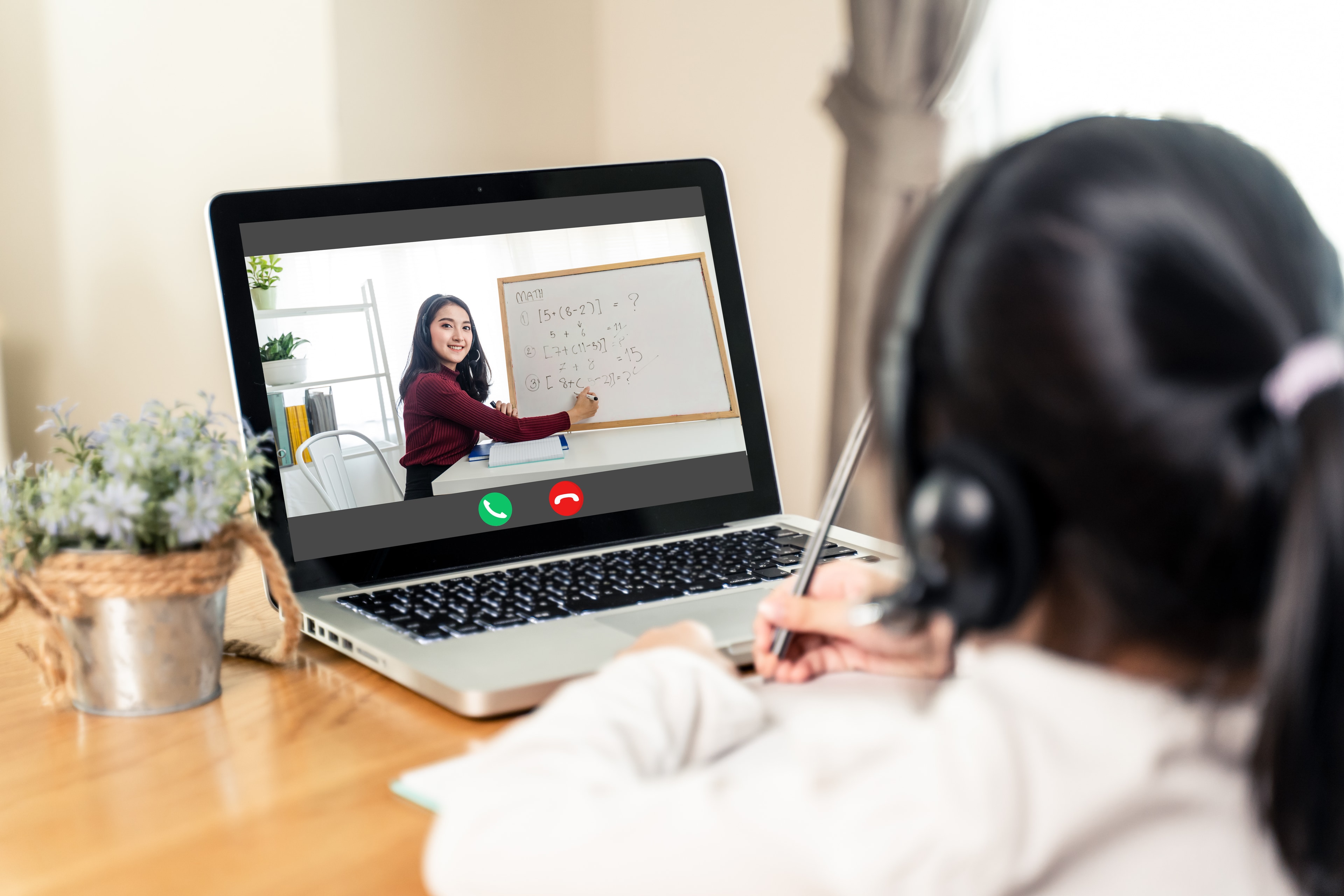 Caribbean tutor in a live session